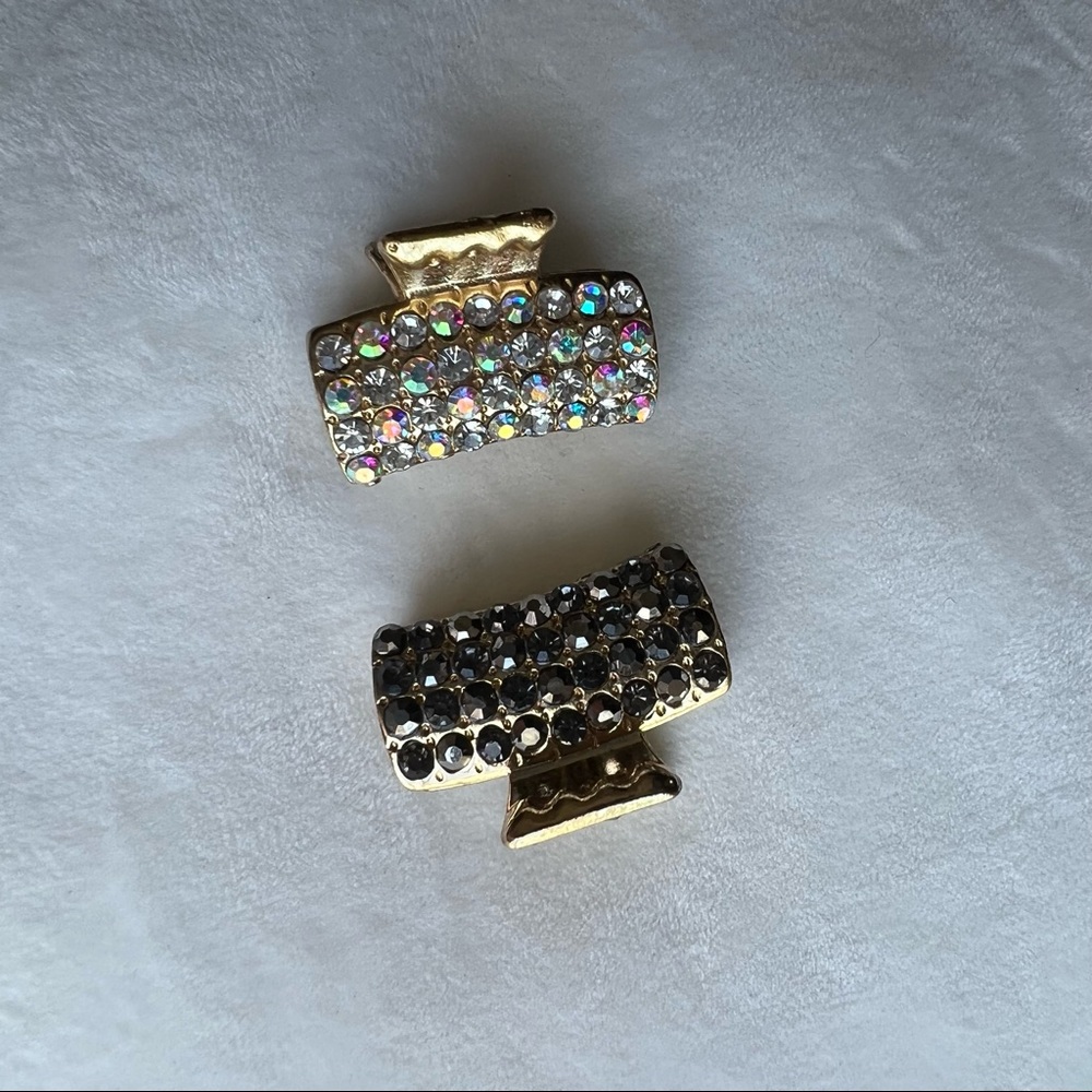Mini claw clips for hair